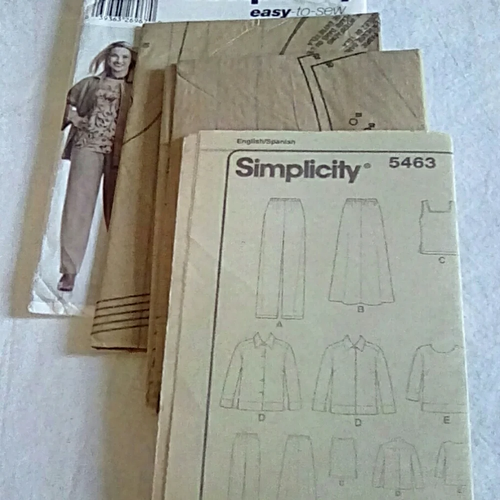 Simplicity 5463 Easy-to-sew wardrobe size 10-18